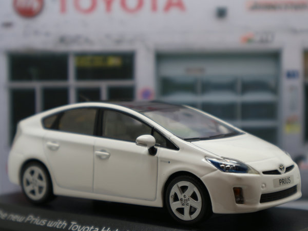 Toyota Prius - Minichamps (1/43)