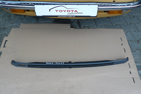 MOULDING Toyota